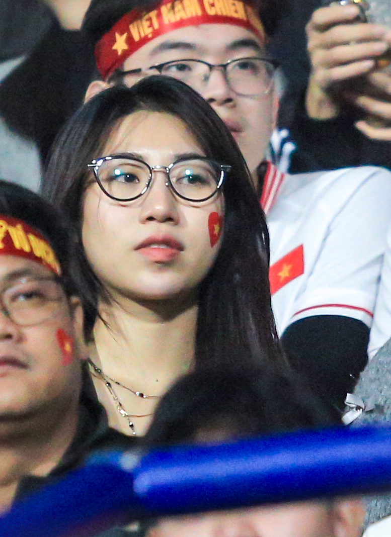 Bắt trọn nhan sắc em gái Văn Toàn, trên mạng xinh như hotgirl ảnh ngoài đời liệu có khác xa?- Ảnh 4. Bắt trọn nhan sắc em gái Văn Toàn, trên mạng xinh như hotgirl ảnh ngoài đời liệu có khác xa?- Ảnh 4.