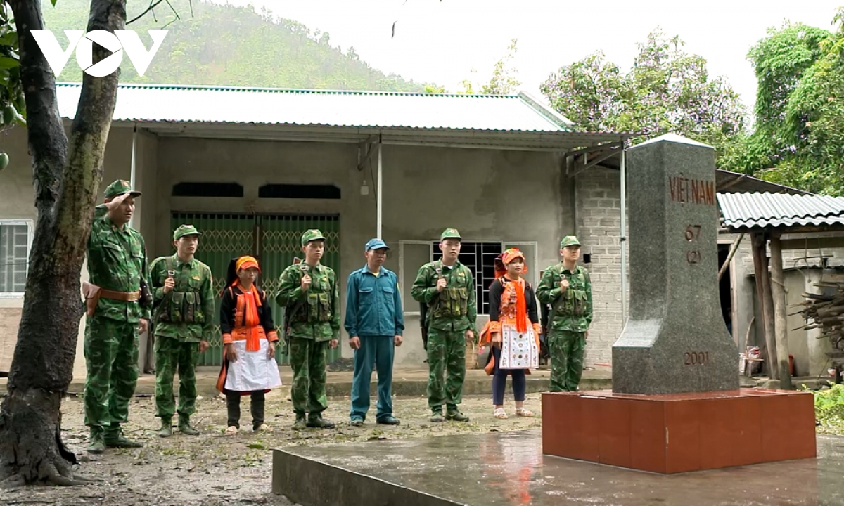 Xuân tuần tra nơi biên giới Lai Châu- Ảnh 4.