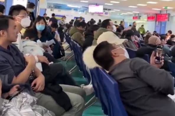 Rộ th&ocirc;ng tin về một chủng virus "lạ" giống COVID-19 đang b&ugrave;ng ph&aacute;t ở Trung Quốc: Đ&acirc;y l&agrave; tất cả những g&igrave; ch&uacute;ng ta biết, cho tới thời điểm n&agrave;y- Ảnh 1.