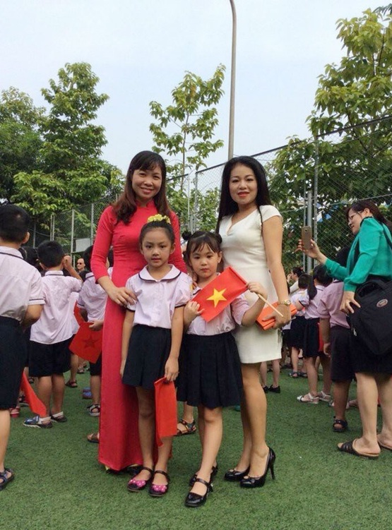 Nữ ca sĩ nhạc đỏ có học vị tiến sĩ, thừa tiền mua nhà chục tỷ nhưng vẫn ở chung cư Hà Nội- Ảnh 3.