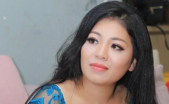 Nữ ca sĩ nhạc đỏ có học vị tiến sĩ, thừa tiền mua nhà chục tỷ nhưng vẫn ở chung cư Hà Nội- Ảnh 2.