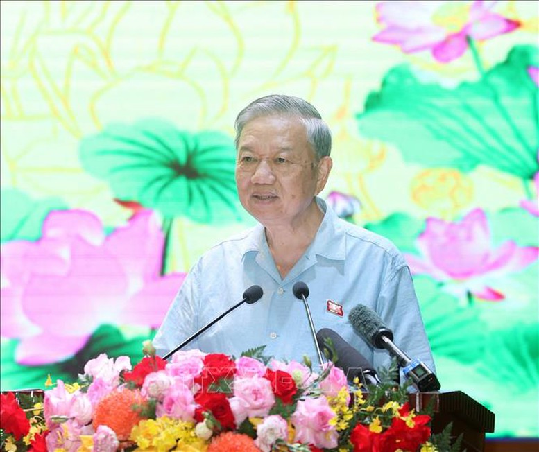 Tổng Bí thư Tô Lâm tiếp xúc cử tri 9 xã (Hà Nội) trước Kỳ họp thứ 10, Quốc hội khóa XV- Ảnh 3.