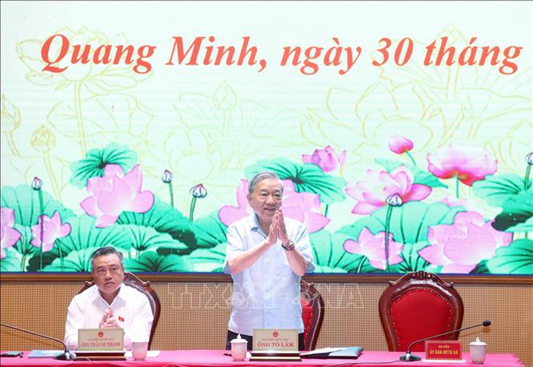 Tổng Bí thư Tô Lâm tiếp xúc cử tri 9 xã (Hà Nội) trước Kỳ họp thứ 10, Quốc hội khóa XV- Ảnh 2.