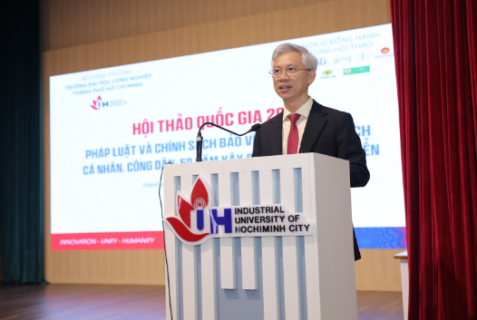 PGS.TS Lê Minh Hùng - Trưởng khoa luật và Khoa học Chính trị Trường Đại học Công nghệ  TPHCM.