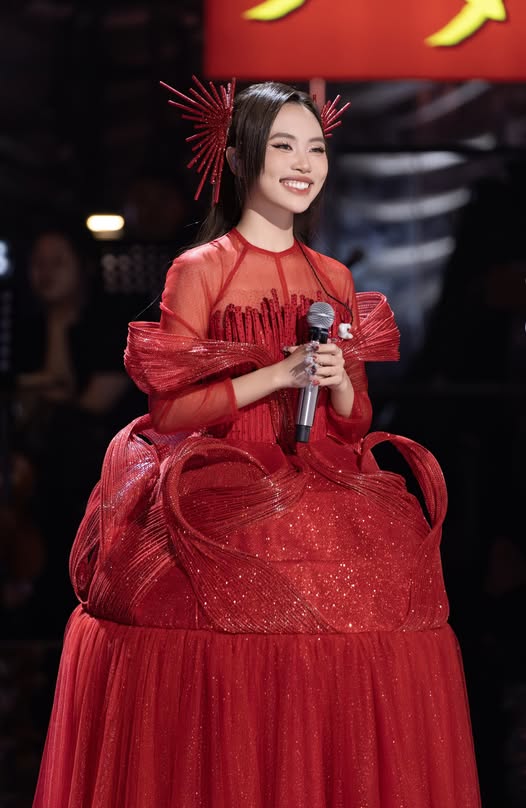 Top 3 The Voice Kids năm nào: 2 giọng ca gặt hái thành công, 1 người vẫn chật vật với nghề- Ảnh 9. Top 3 The Voice Kids năm nào: 2 giọng ca gặt hái thành công, 1 người vẫn chật vật với nghề- Ảnh 9.