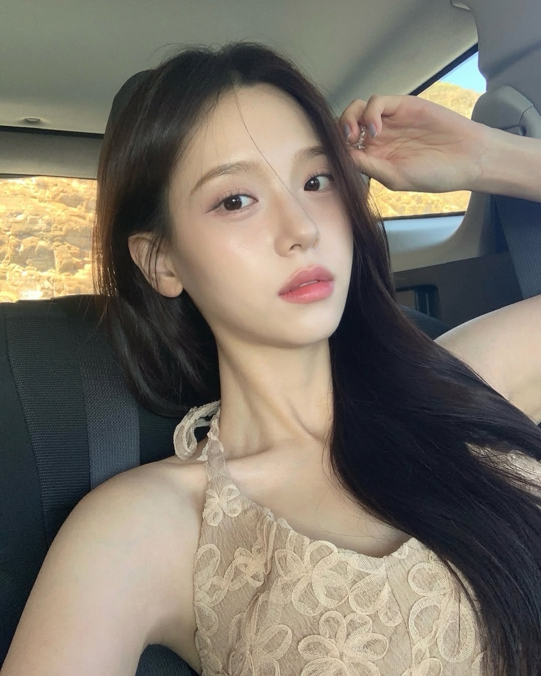 5 kem dưỡng là nguồn "bơm collagen" giúp lấp đầy da trũng sâu, chảy xệ- Ảnh 1.