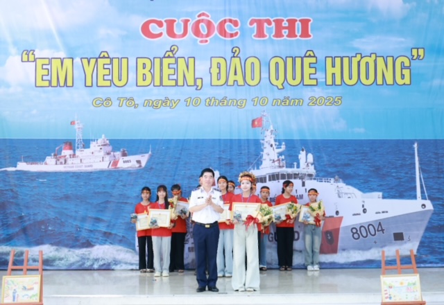 Ươm mầm tình yêu biển, đảo cho thế hệ trẻ Đặc khu Cô Tô- Ảnh 1. Ươm mầm tình yêu biển, đảo cho thế hệ trẻ Đặc khu Cô Tô- Ảnh 1.