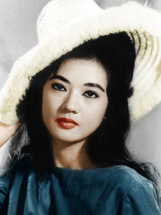 Mỹ nh&acirc;n miền Nam được phong NSƯT: 36 tuổi bị s&aacute;t hại, đ&aacute;m tang &ugrave;n tắc, con ch&aacute;u bị giẫm đạp- Ảnh 1.