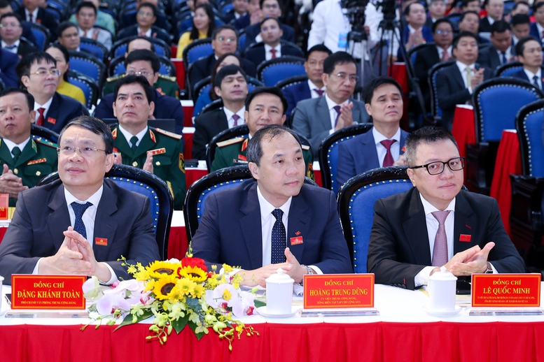 Thủ tướng: Xây dựng Thanh Hóa thành “tỉnh kiểu mẫu”, một cực tăng trưởng mới của đất nước- Ảnh 11. Thủ tướng: Xây dựng Thanh Hóa thành “tỉnh kiểu mẫu”, một cực tăng trưởng mới của đất nước- Ảnh 11.