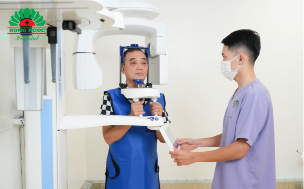 U70 hạnh phúc khi tìm lại niềm vui trọn vẹn trong từng bữa cơm nhà sau trồng răng Implant- Ảnh 2. U70 hạnh phúc khi tìm lại niềm vui trọn vẹn trong từng bữa cơm nhà sau trồng răng Implant- Ảnh 2.
