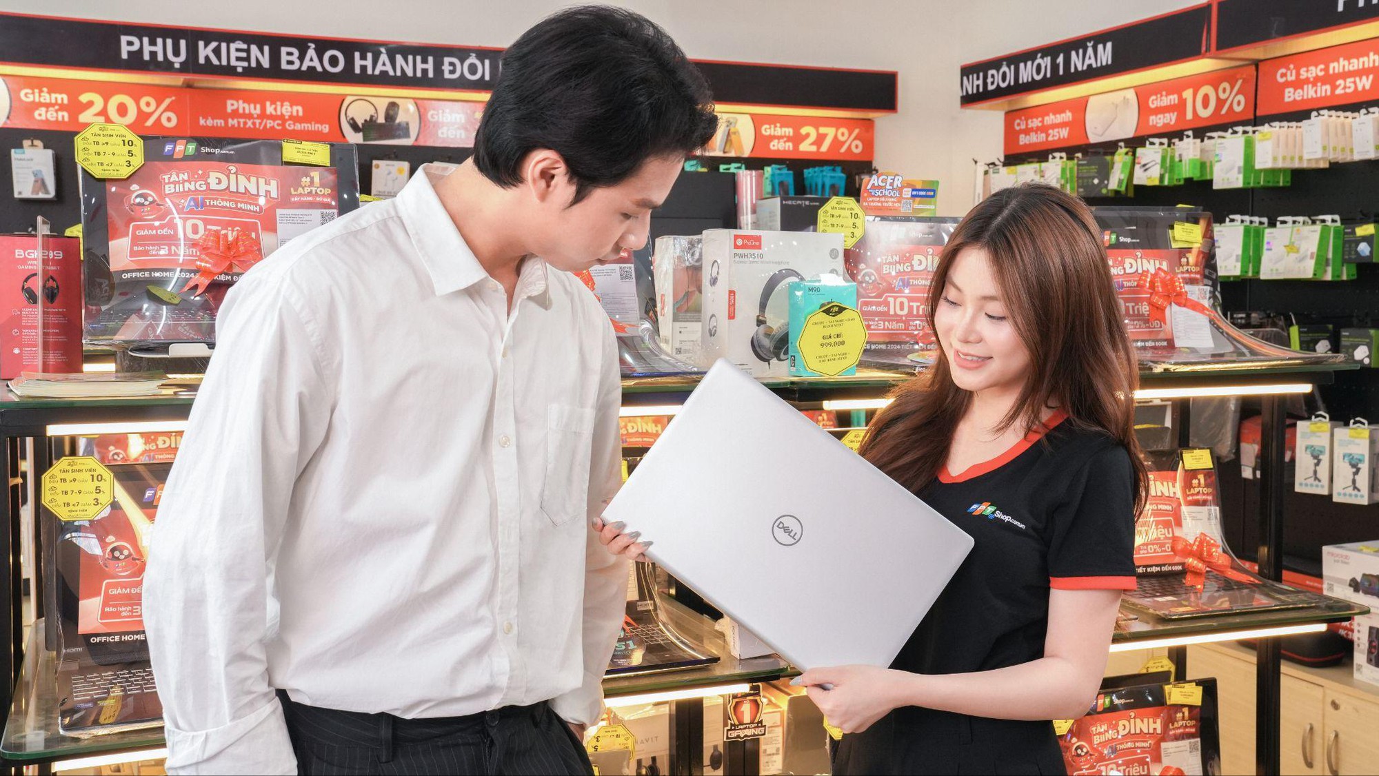 Mua laptop mùa cuối năm tại FPT Shop: Giảm đến 10%, tối đa 8 triệu đồng- Ảnh 1. Mua laptop mùa cuối năm tại FPT Shop: Giảm đến 10%, tối đa 8 triệu đồng- Ảnh 1.