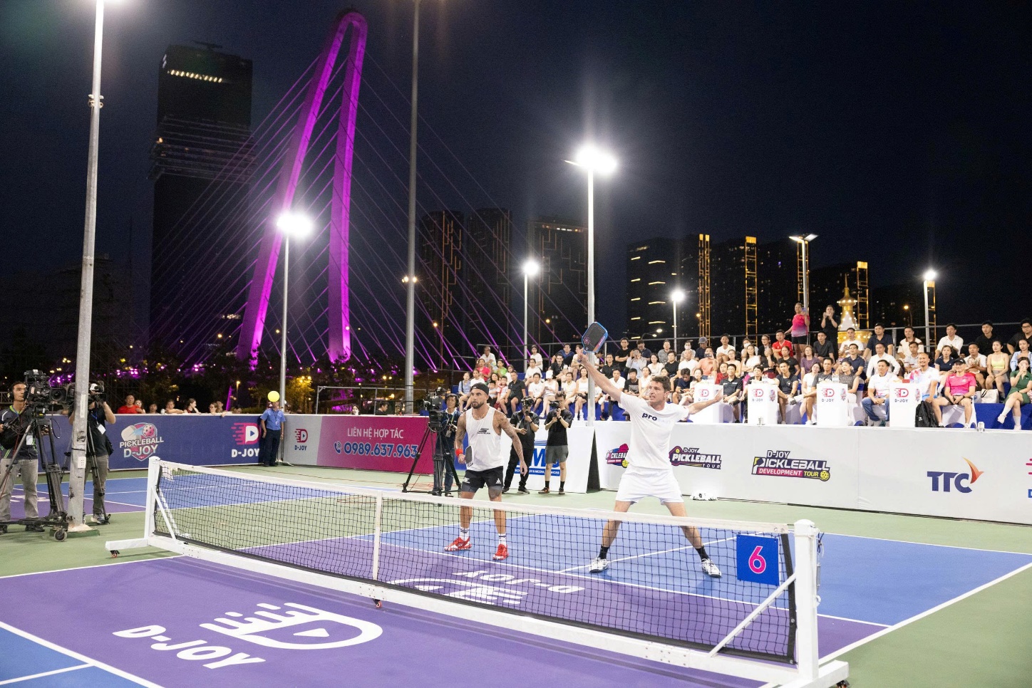 MB Pickleball D-Joy Tour 2025 chặng 3 bùng nổ, hướng đến Vietnam Masters- Ảnh 2. MB Pickleball D-Joy Tour 2025 chặng 3 bùng nổ, hướng đến Vietnam Masters- Ảnh 2.