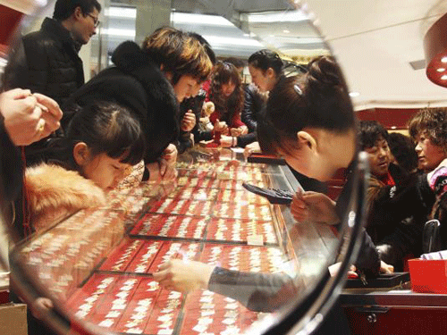 Mua vàng rồi mất trắng 130 triệu chỉ trong một đêm- Ảnh 2. Mua vàng rồi mất trắng 130 triệu chỉ trong một đêm- Ảnh 2.