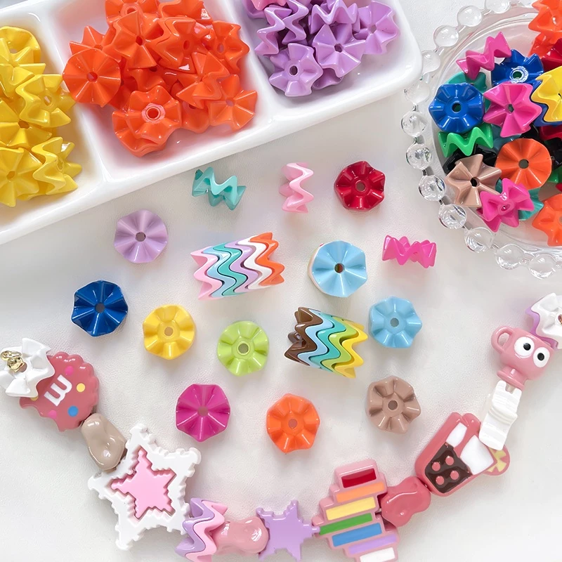 Bộ sưu tập "hột xo&agrave;n" đeo trĩu cổ của con g&aacute;i Hoa hậu Đặng Thu Thảo- Ảnh 7.