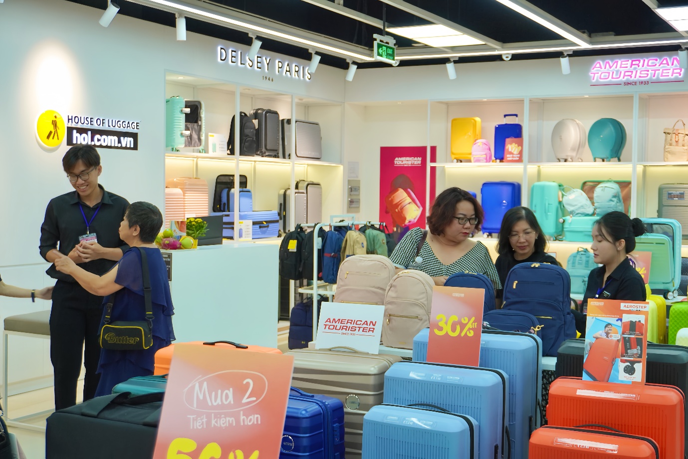 House Of Luggage “đổ bộ” AEON Mall Tân An: Thiên đường vali, balo, túi xách hàng hiệu với ưu đãi nhân dịp khai trương- Ảnh 4. House Of Luggage “đổ bộ” AEON Mall Tân An: Thiên đường vali, balo, túi xách hàng hiệu với ưu đãi nhân dịp khai trương- Ảnh 4.