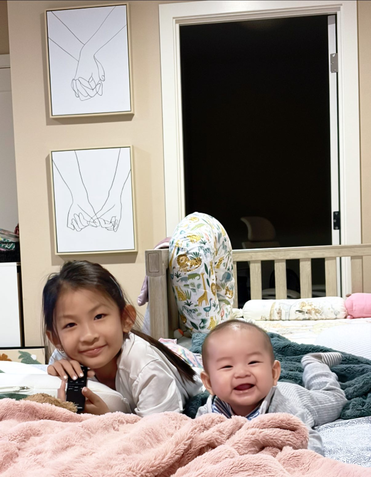 Hot mom Yến Phương - vợ kém 17 tuổi của "anh hai" Lam Trường, bật mí hành trình trị tắc sữa: Từ những đêm thức trắng đến tủ đông đầy sữa cho con- Ảnh 3.