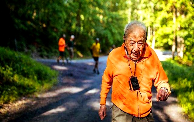 Có 4 loại "bài tập trường thọ": Hãy chọn 1 bài và kiên trì thực hiện 30 phút mỗi ngày bạn sẽ khỏe mạnh, sống thọ- Ảnh 1. Có 4 loại "bài tập trường thọ": Hãy chọn 1 bài và kiên trì thực hiện 30 phút mỗi ngày bạn sẽ khỏe mạnh, sống thọ- Ảnh 1.