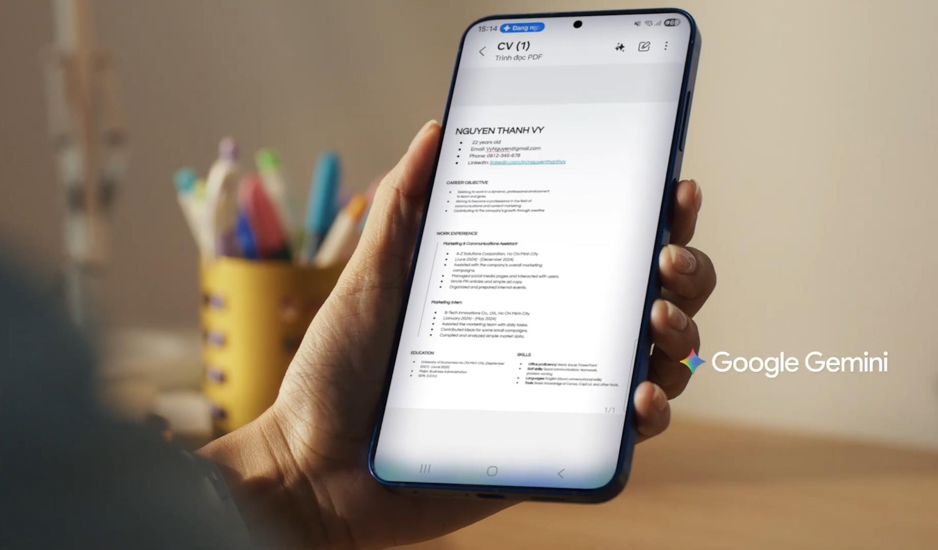 “AI lên ngôi, Gen Z đổi nghề?” - Đừng để bản thân rơi vào “bẫy hot trend”- Ảnh 2.