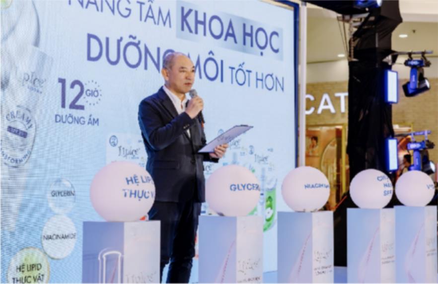 Quang Hùng MasterD, Lọ Lem & Mai Chí Công khiến Gen Z bùng nổ trong sự kiện “LipIce - Nâng tầm khoa học, dưỡng môi tốt hơn”- Ảnh 6. Quang Hùng MasterD, Lọ Lem & Mai Chí Công khiến Gen Z bùng nổ trong sự kiện “LipIce - Nâng tầm khoa học, dưỡng môi tốt hơn”- Ảnh 6.