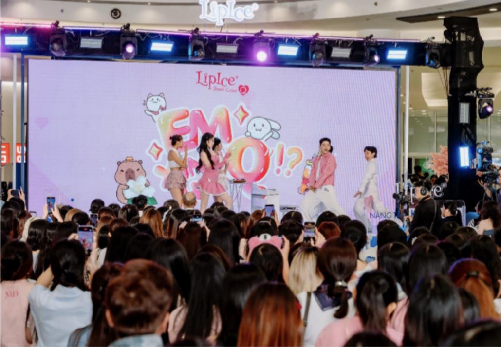 Quang Hùng MasterD, Lọ Lem & Mai Chí Công khiến Gen Z bùng nổ trong sự kiện “LipIce - Nâng tầm khoa học, dưỡng môi tốt hơn”- Ảnh 8. Quang Hùng MasterD, Lọ Lem & Mai Chí Công khiến Gen Z bùng nổ trong sự kiện “LipIce - Nâng tầm khoa học, dưỡng môi tốt hơn”- Ảnh 8.