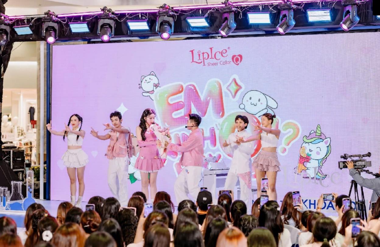Quang Hùng MasterD, Lọ Lem & Mai Chí Công khiến Gen Z bùng nổ trong sự kiện “LipIce - Nâng tầm khoa học, dưỡng môi tốt hơn”- Ảnh 9. Quang Hùng MasterD, Lọ Lem & Mai Chí Công khiến Gen Z bùng nổ trong sự kiện “LipIce - Nâng tầm khoa học, dưỡng môi tốt hơn”- Ảnh 9.