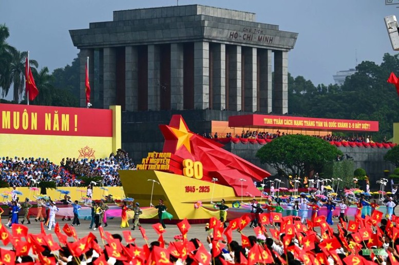 Nhiệm kỳ 2021-2025: Bản lĩnh Chính phủ và những giá trị dài lâu- Ảnh 3. Nhiệm kỳ 2021-2025: Bản lĩnh Chính phủ và những giá trị dài lâu- Ảnh 3.