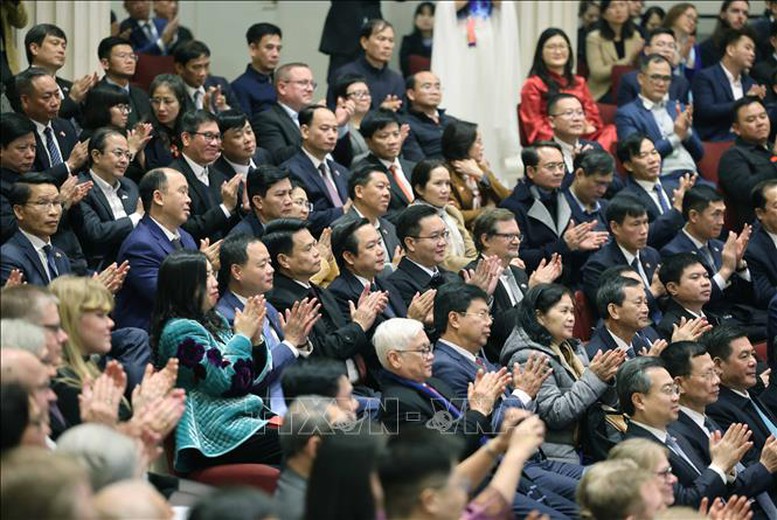 Tổng Bí thư Tô Lâm và Phu nhân dự Chương trình hòa nhạc tại Phần Lan- Ảnh 4. Tổng Bí thư Tô Lâm và Phu nhân dự Chương trình hòa nhạc tại Phần Lan- Ảnh 4.