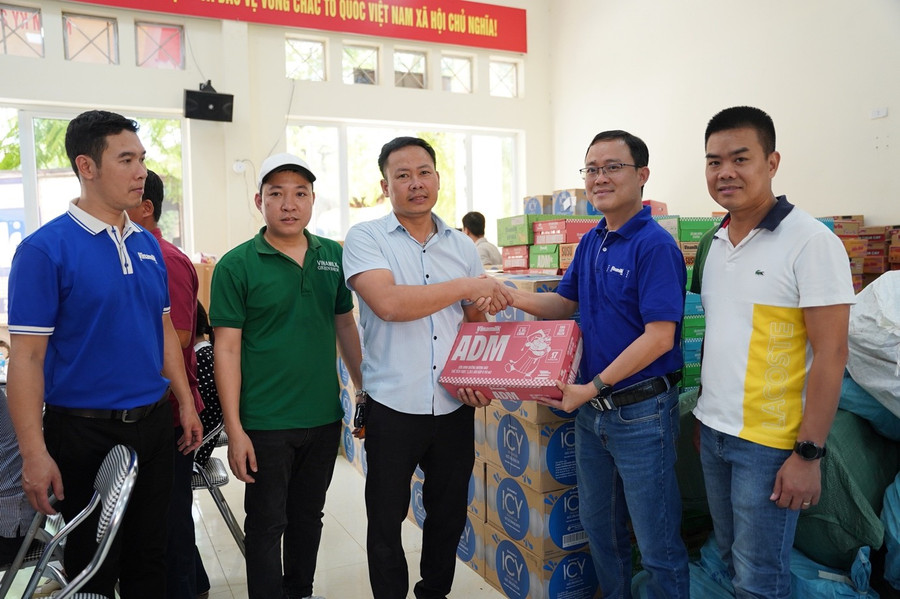 Vinamilk cùng cộng đồng viết tiếp hành trình chia sẻ- Ảnh 11. Vinamilk cùng cộng đồng viết tiếp hành trình chia sẻ- Ảnh 11.