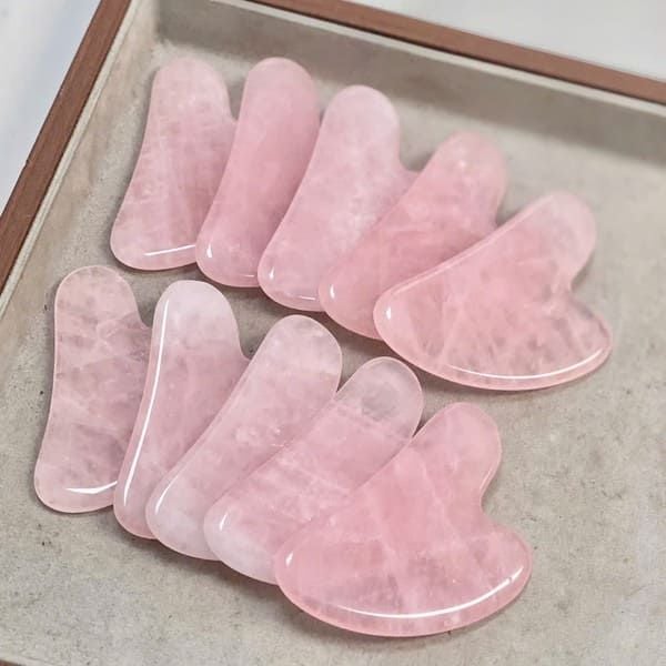 43 tuổi mà ai cũng tưởng mới 33, bí quyết của tôi nằm ở 1 bước chăm da và 1 ly nước ép cần tây mỗi sáng- Ảnh 8. 43 tuổi mà ai cũng tưởng mới 33, bí quyết của tôi nằm ở 1 bước chăm da và 1 ly nước ép cần tây mỗi sáng- Ảnh 8.