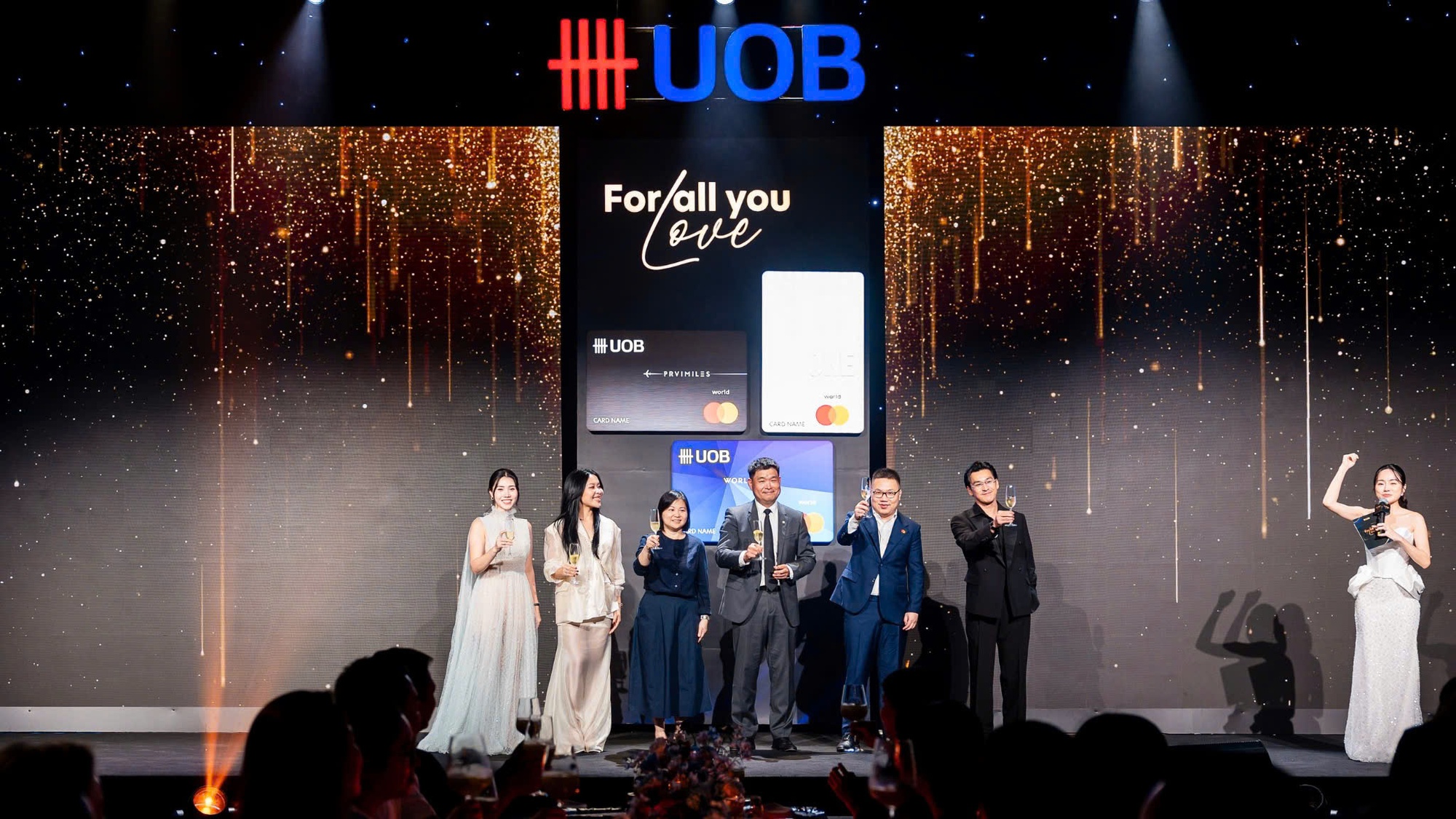 UOB Việt Nam nâng tầm trải nghiệm ngân hàng bán lẻ với bộ thẻ tín dụng cải tiến mới và hàng loạt ưu đãi độc quyền khắp ASEAN- Ảnh 1.