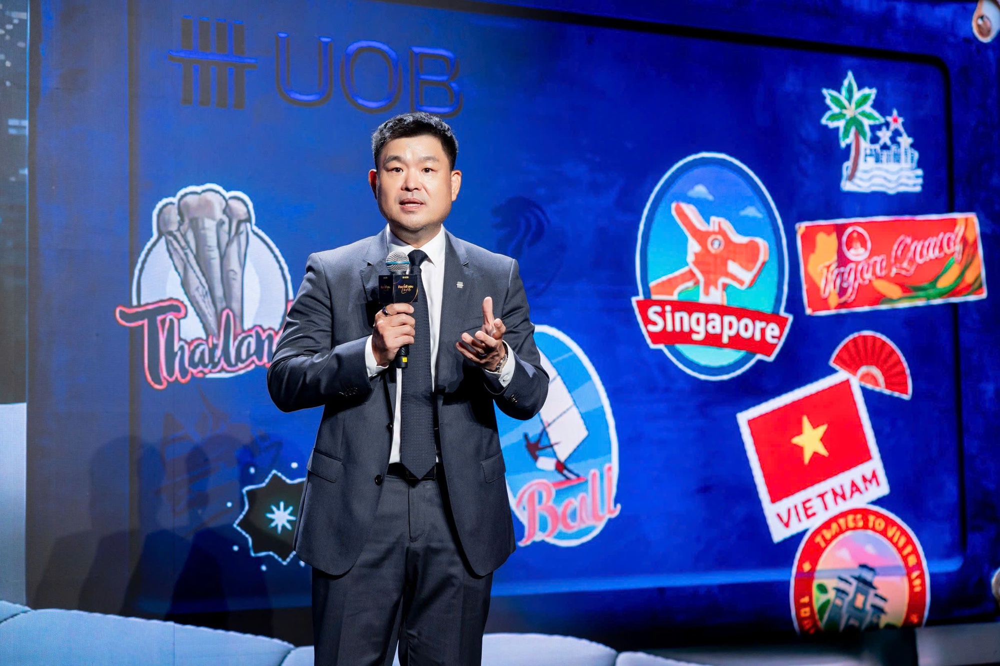 UOB Việt Nam nâng tầm trải nghiệm ngân hàng bán lẻ với bộ thẻ tín dụng cải tiến mới và hàng loạt ưu đãi độc quyền khắp ASEAN- Ảnh 4.