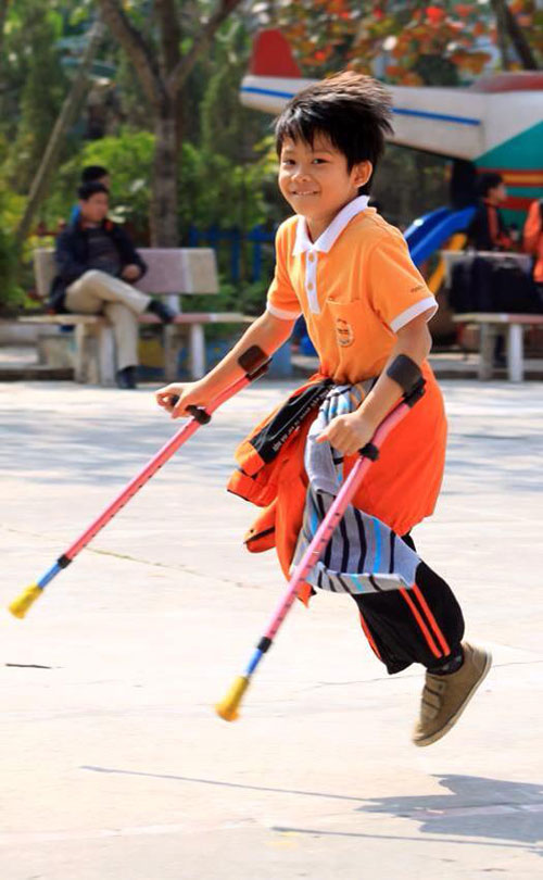 "Chú lính chì" Thiện Nhân: Từ nỗi đau thể xác của cậu bé 1 tuần tuổi bị bỏ rơi, đến chàng sinh viên 19 tuổi với suất học bổng 85%- Ảnh 6.