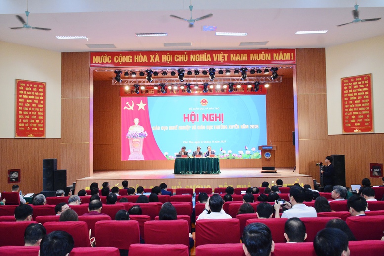 GDNN và GDTX: Định hình mô hình mới, tạo đà phát triển nhân lực chất lượng cao- Ảnh 1. GDNN và GDTX: Định hình mô hình mới, tạo đà phát triển nhân lực chất lượng cao- Ảnh 1.