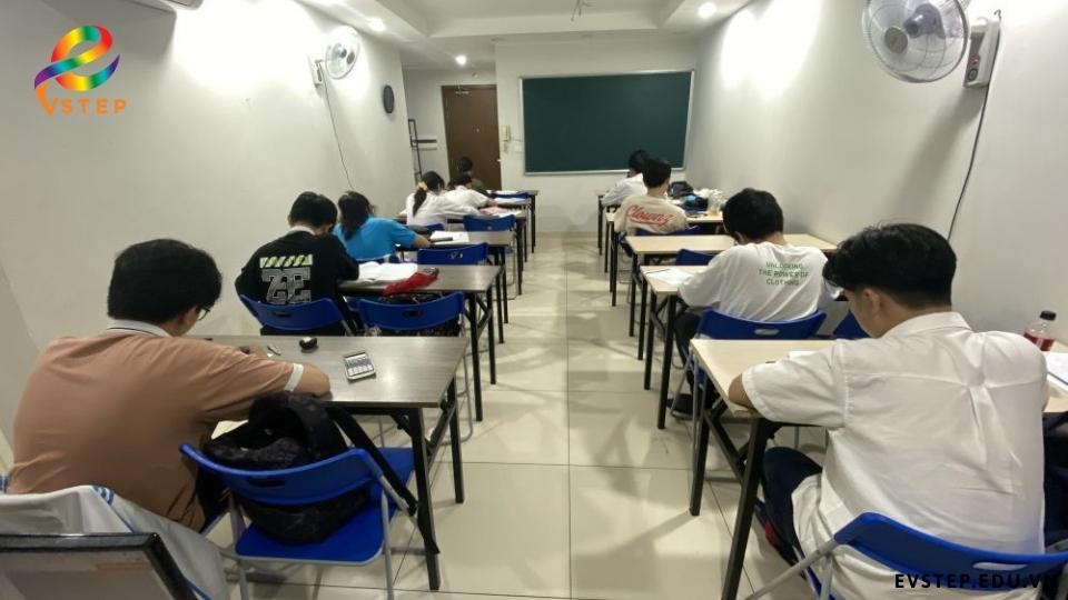 Vượt qua nỗi sợ trong kỳ thi Vstep với phương pháp 4H4R- Ảnh 2. Vượt qua nỗi sợ trong kỳ thi Vstep với phương pháp 4H4R- Ảnh 2.