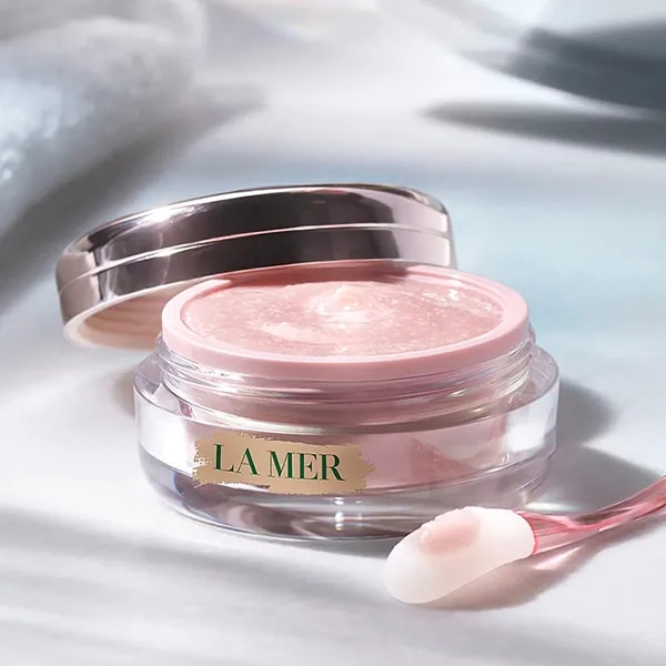 Vouge gọi tên 8 tẩy da chết giúp bạn "đổi đời" đôi môi thâm, khô như ngói- Ảnh 6. Vouge gọi tên 8 tẩy da chết giúp bạn "đổi đời" đôi môi thâm, khô như ngói- Ảnh 6.