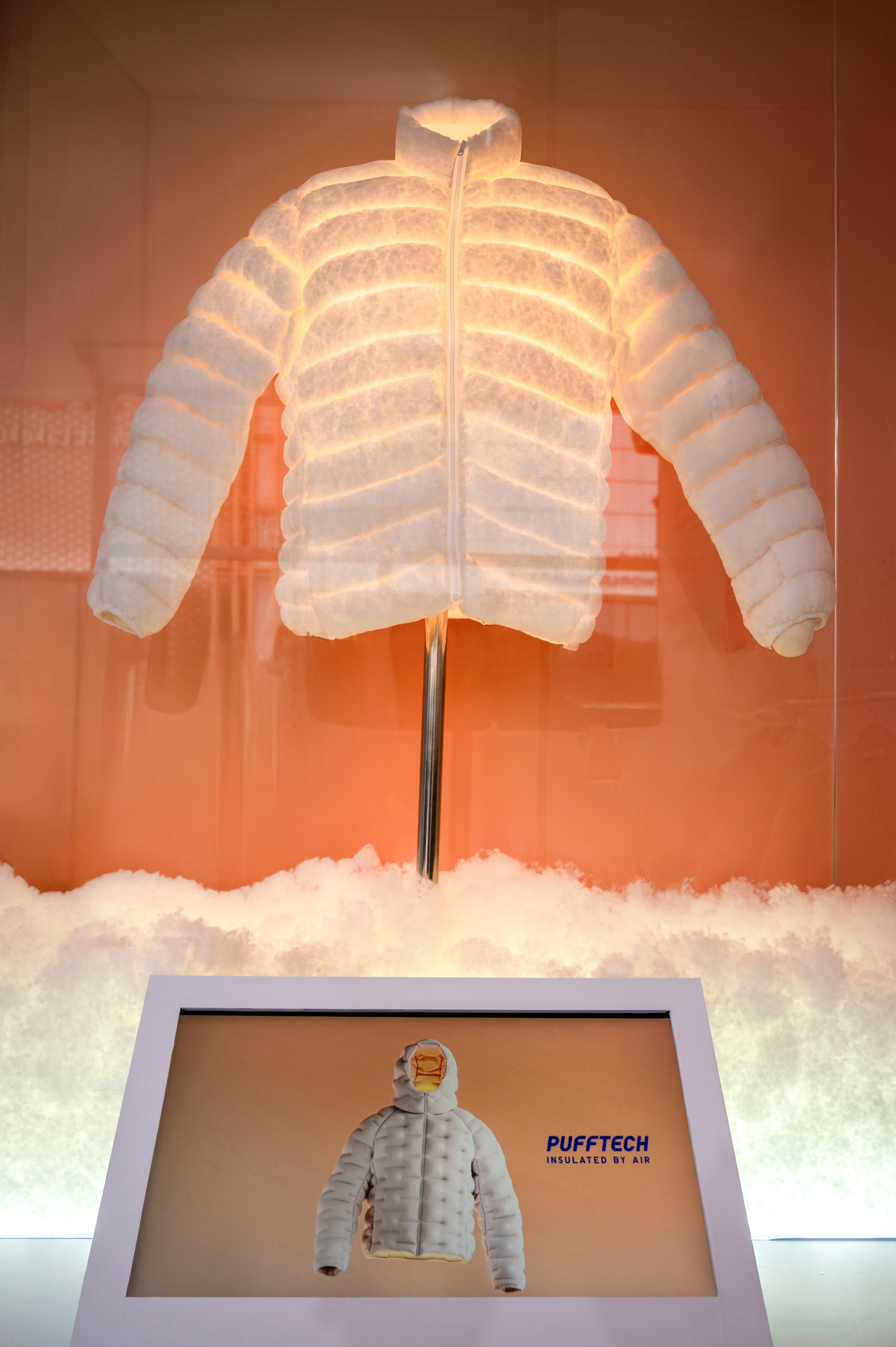 UNIQLO mang đến trải nghiệm công nghệ giữ ấm mới nhất năm 2025- Ảnh 5.