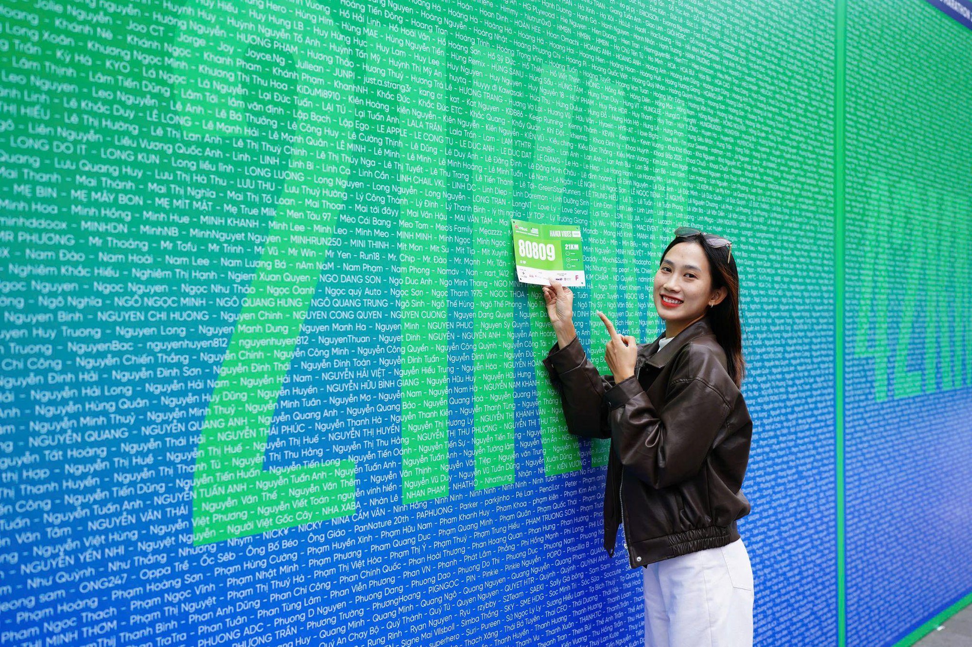 Dàn trai xinh, gái đẹp, người nổi tiếng tụ hội tại VPBank Hanoi International Marathon 2025- Ảnh 7. Dàn trai xinh, gái đẹp, người nổi tiếng tụ hội tại VPBank Hanoi International Marathon 2025- Ảnh 7.