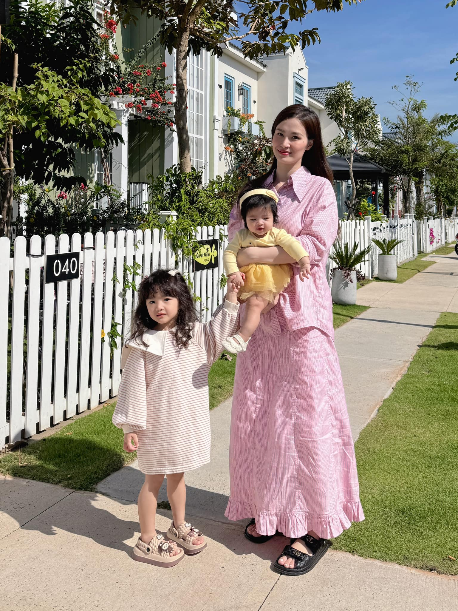 "Trưởng công chúa" nhà Đông Nhi - Ông Cao Thắng lên 5 tuổi: Tiệc sinh nhật ngập tràn sắc hồng, thần thái của "ái nữ tập đoàn" gây sốt- Ảnh 10.