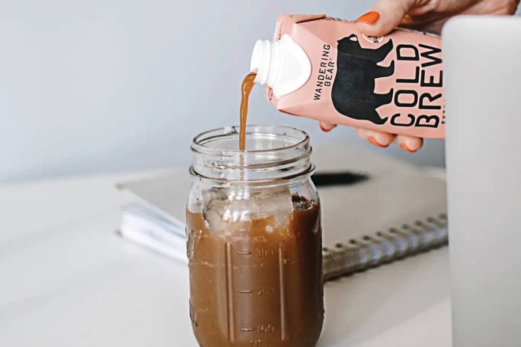 360 độ cà phê uống liền: Giảm áp lực chi phí, giữ chất lượng trong sản xuất (Kỳ 2)- Ảnh 1. 360 độ cà phê uống liền: Giảm áp lực chi phí, giữ chất lượng trong sản xuất (Kỳ 2)- Ảnh 1.