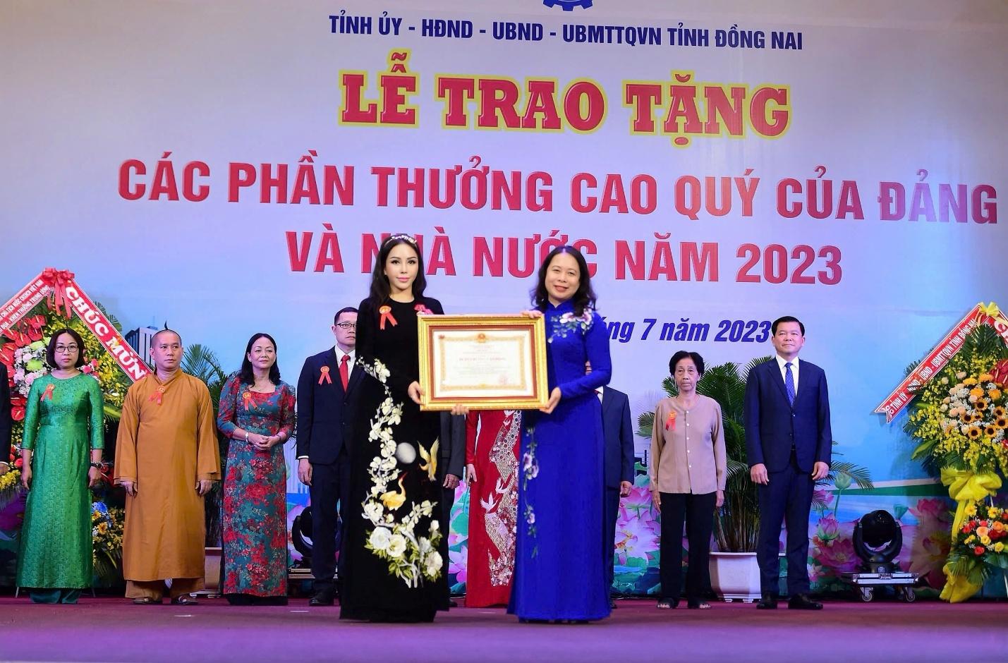 Bà Lê Nữ Thùy Dương - “Bông Hồng Vàng” 2025 và hành trình cùng KN Holdings- Ảnh 3. Bà Lê Nữ Thùy Dương - “Bông Hồng Vàng” 2025 và hành trình cùng KN Holdings- Ảnh 3.