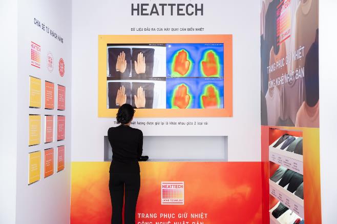 UNIQLO đầu tư không gian trải nghiệm trang phục giữ ấm xịn xò: Công nghệ giàu tính năng, dàn lineup bắt mắt!- Ảnh 5. UNIQLO đầu tư không gian trải nghiệm trang phục giữ ấm xịn xò: Công nghệ giàu tính năng, dàn lineup bắt mắt!- Ảnh 5.