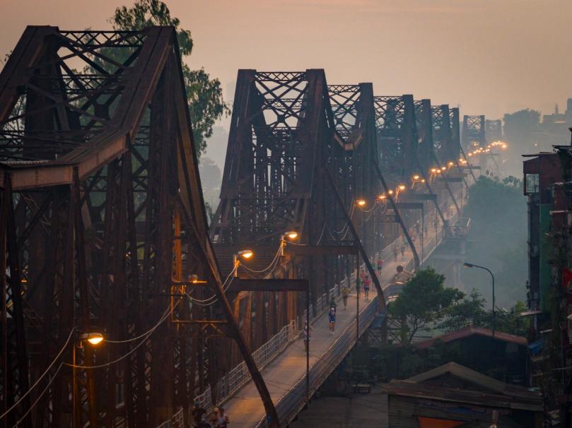 Sắc màu sáng tạo trên đường chạy VPBank Hanoi International Marathon 2025: Khi mỗi runner là một câu chuyện- Ảnh 7. Sắc màu sáng tạo trên đường chạy VPBank Hanoi International Marathon 2025: Khi mỗi runner là một câu chuyện- Ảnh 7.