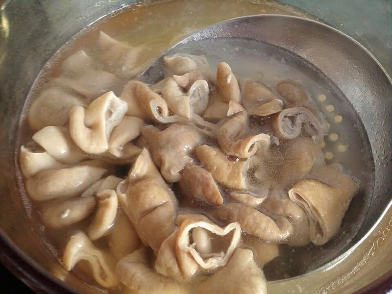 Hãy tránh xa ngay lập tức nếu thấy 3 loại đậu phụ này, đừng mua dù chúng có rẻ đến đâu!- Ảnh 4. Hãy tránh xa ngay lập tức nếu thấy 3 loại đậu phụ này, đừng mua dù chúng có rẻ đến đâu!- Ảnh 4.