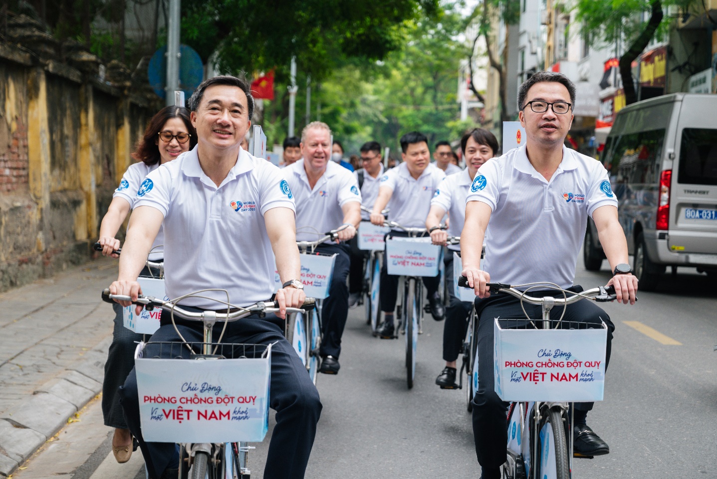 1000 người dân Thủ đô được khám tầm soát đột quỵ miễn phí- Ảnh 4.