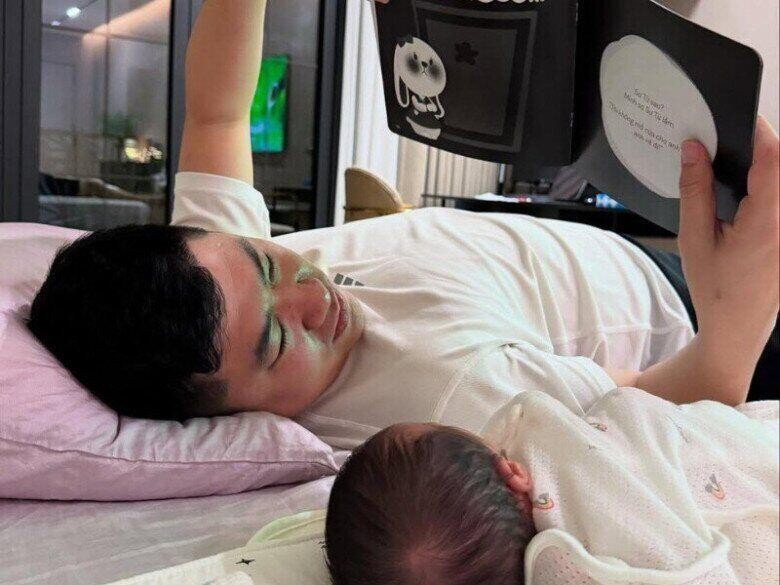 Bé Panda nhà Mai Ngọc tròn 6 tháng tuổi: Rất hợp tác trong việc ăn uống - ngủ nghỉ, các mẹ bỉm vào xin vía lia lịa- Ảnh 10.