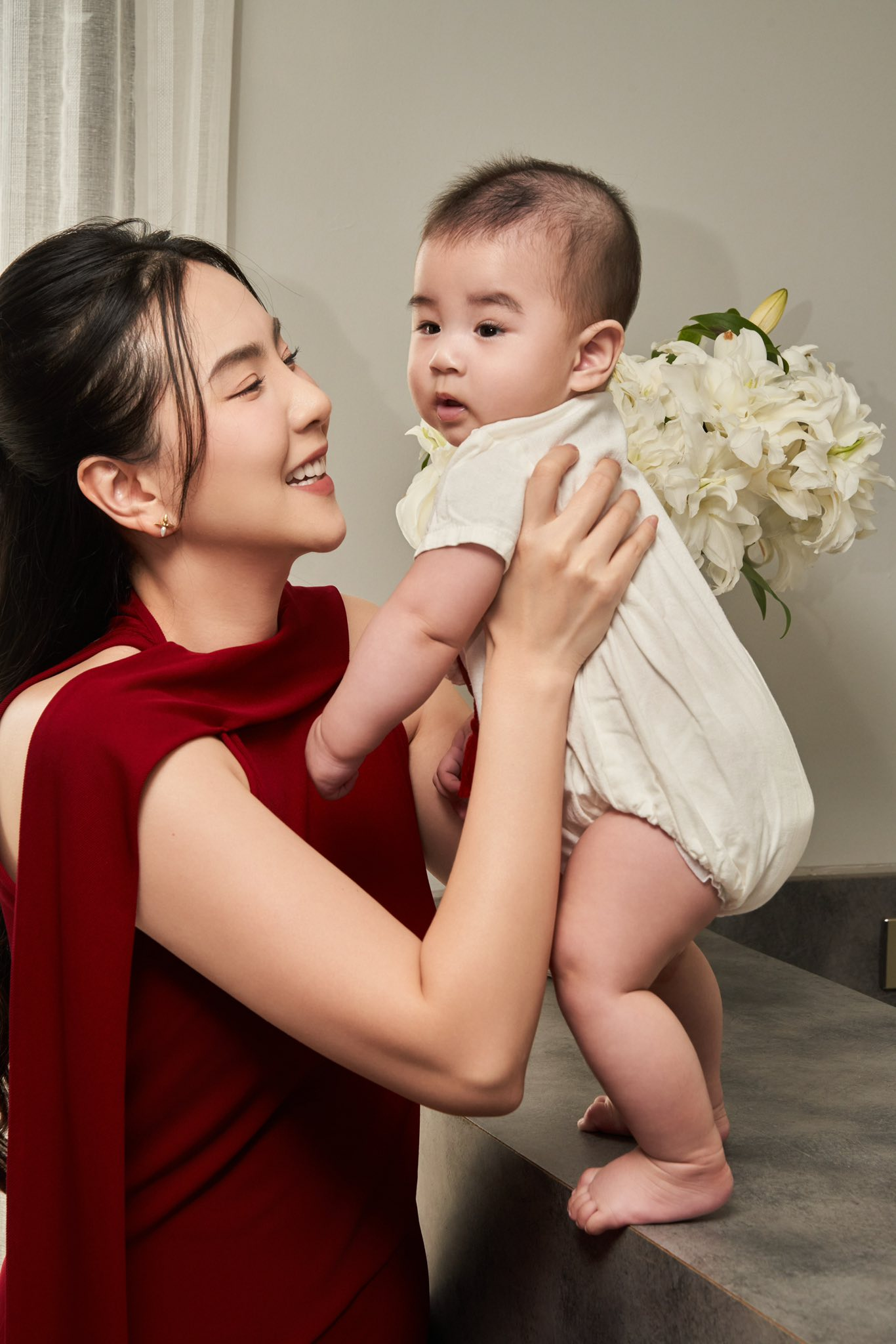 Bé Panda nhà Mai Ngọc tròn 6 tháng tuổi: Rất hợp tác trong việc ăn uống - ngủ nghỉ, các mẹ bỉm vào xin vía lia lịa- Ảnh 1.