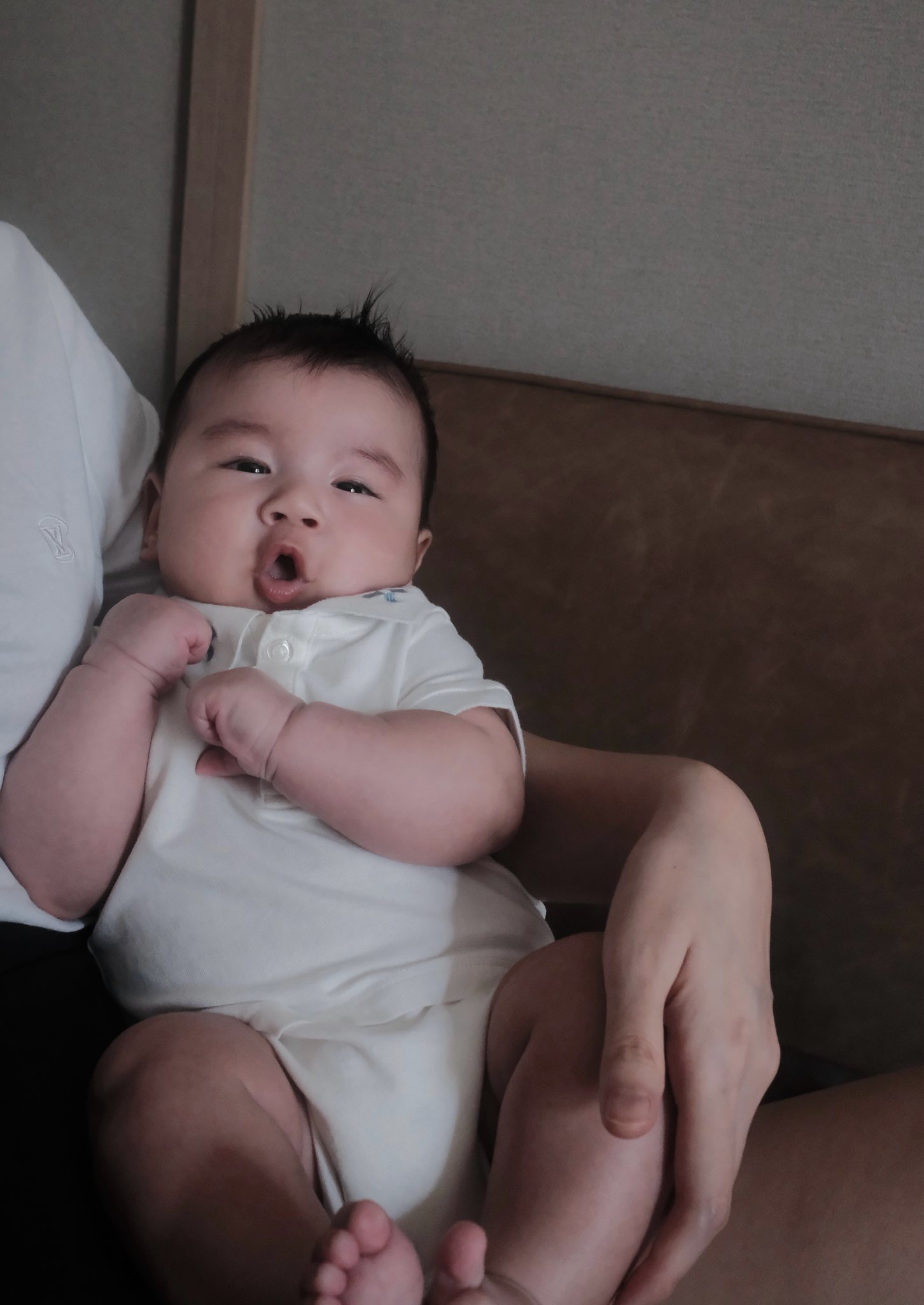 Bé Panda nhà Mai Ngọc tròn 6 tháng tuổi: Rất hợp tác trong việc ăn uống - ngủ nghỉ, các mẹ bỉm vào xin vía lia lịa- Ảnh 8.