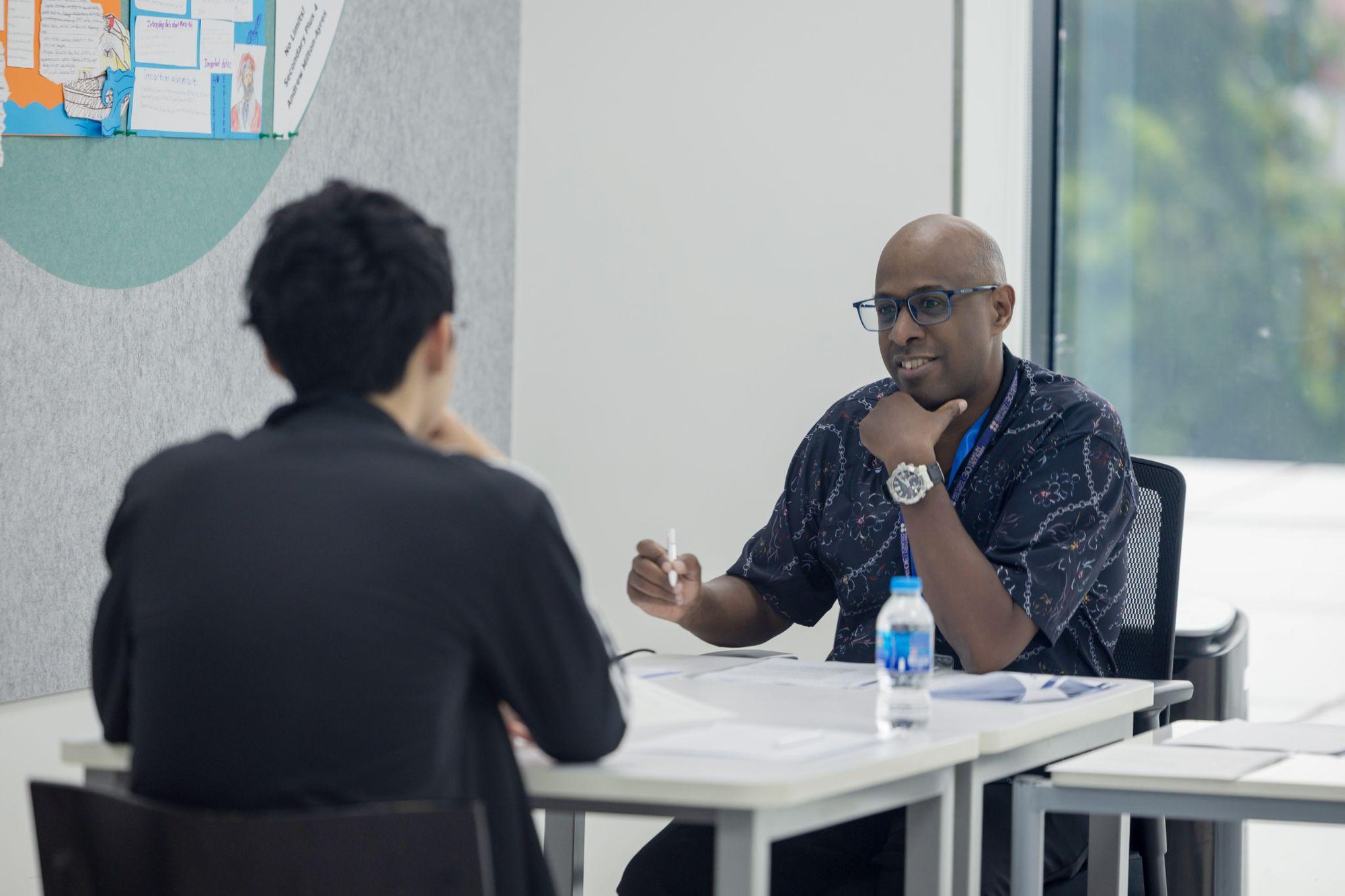 Hội đồng Anh khiến giới trẻ &ldquo;đứng ngồi kh&ocirc;ng y&ecirc;n&rdquo; với Ng&agrave;y hội tiếng Anh v&agrave; IELTS 2025- Ảnh 6.