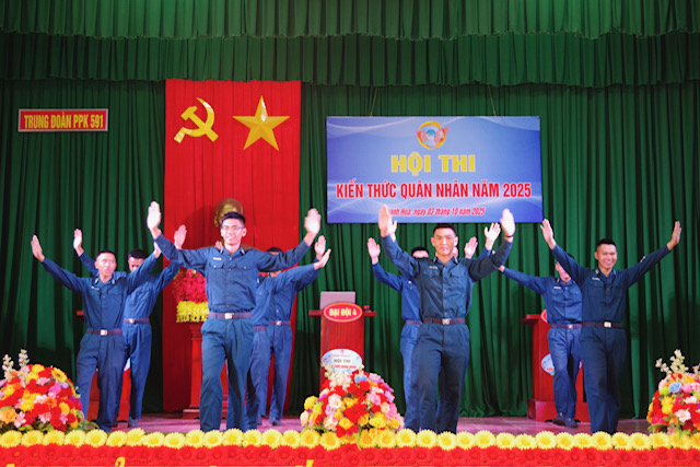 Trung đoàn PPK 591, Sư đoàn 377 tổ chức Hội thi kiến thức quân nhân năm 2025- Ảnh 4.