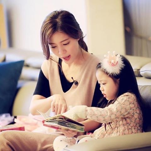Bà mẹ kể chuyện thương con vì đợi cơm đến 10h tối mà bố không về gây tranh cãi: Hãy dạy con chủ động trong cảm xúc, đừng chờ đợi sự thương hại!- Ảnh 4.